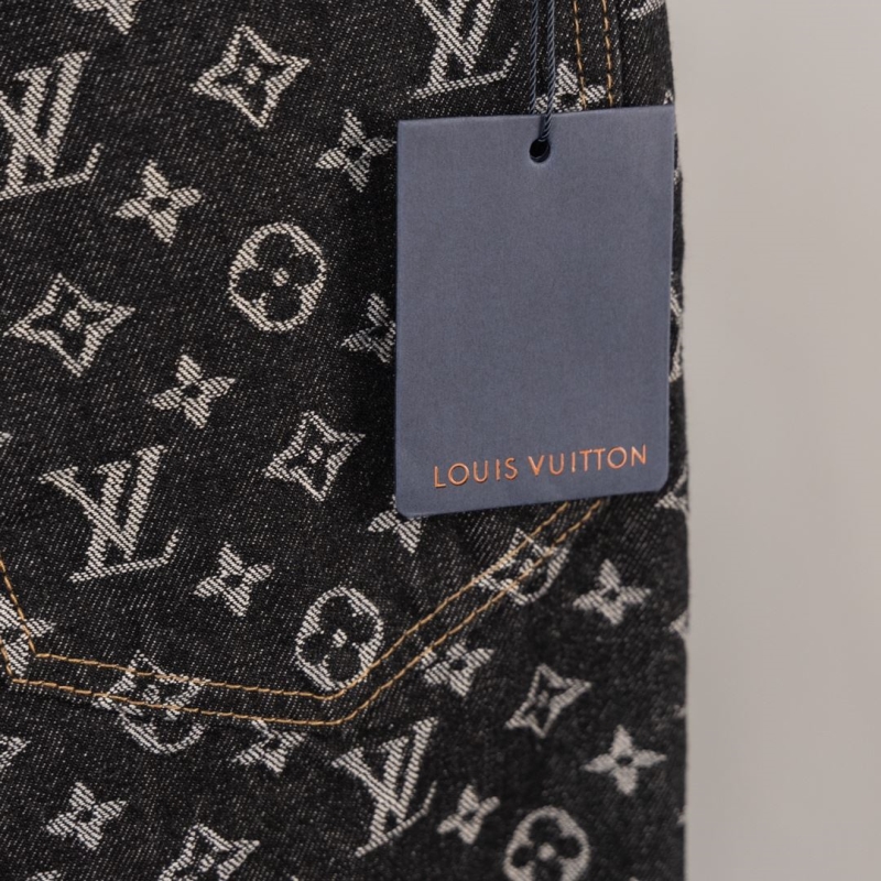 LV Jeans